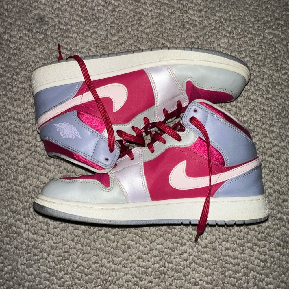 mid Air jordan 1s
